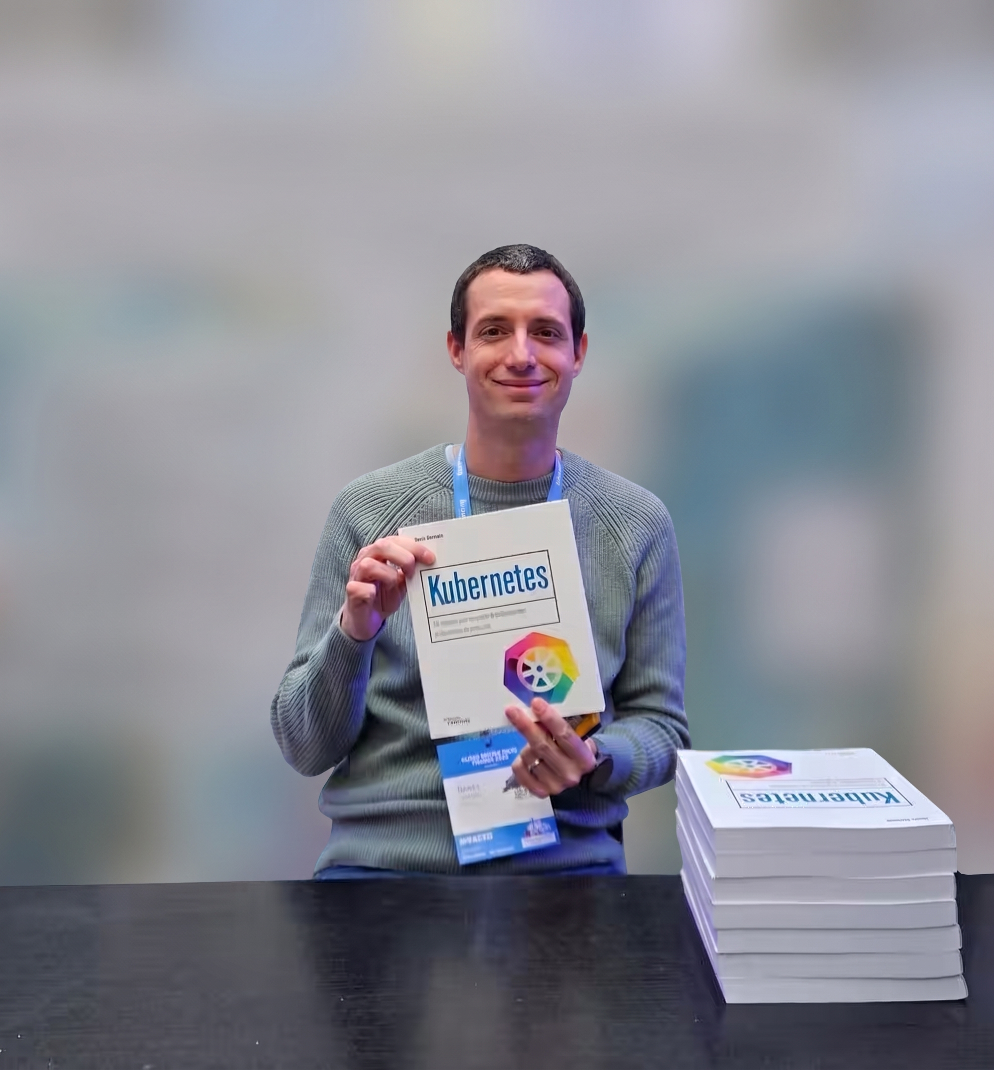 Photo de dédicace avec l'auteur